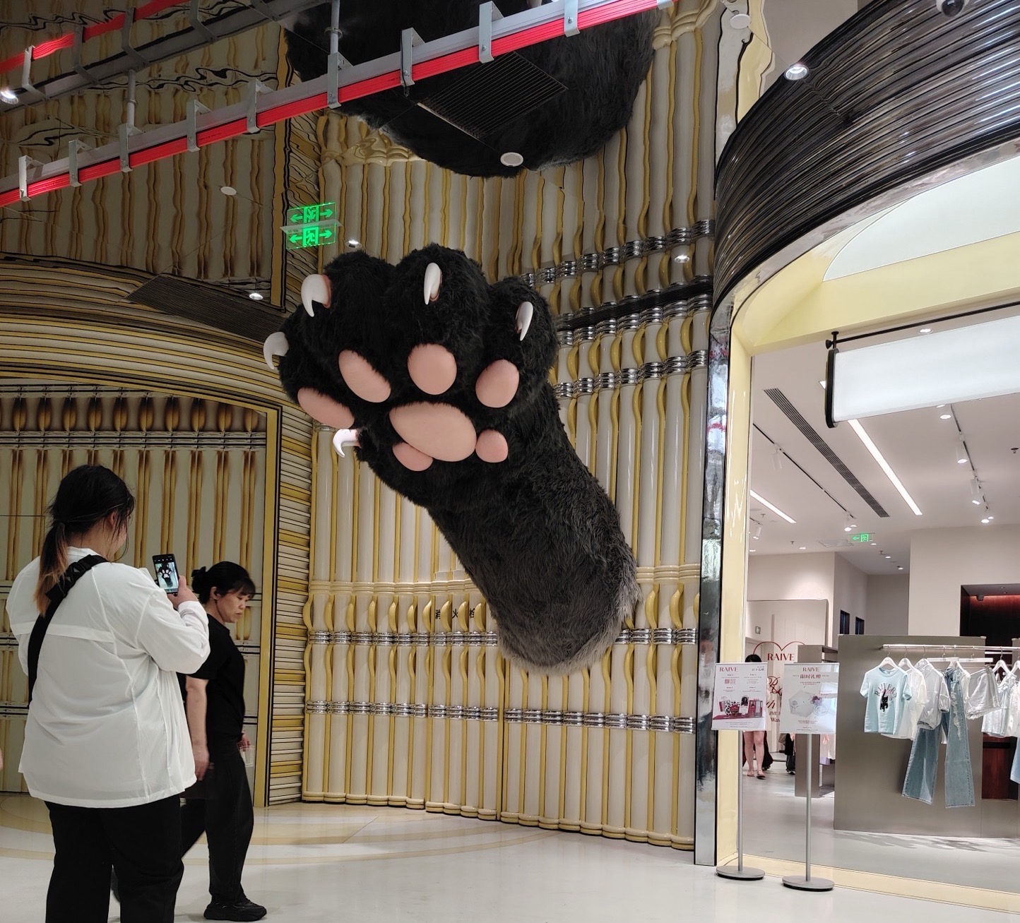 别让“制造难度”扼杀设计灵感：专为异形装饰件而生的3D打印方案